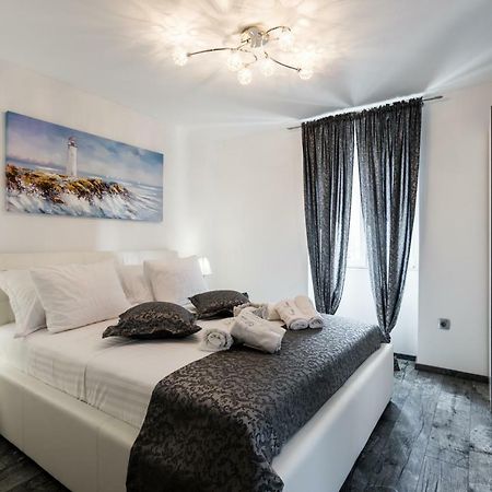 Nona Lena Studio Apartment Split Ngoại thất bức ảnh