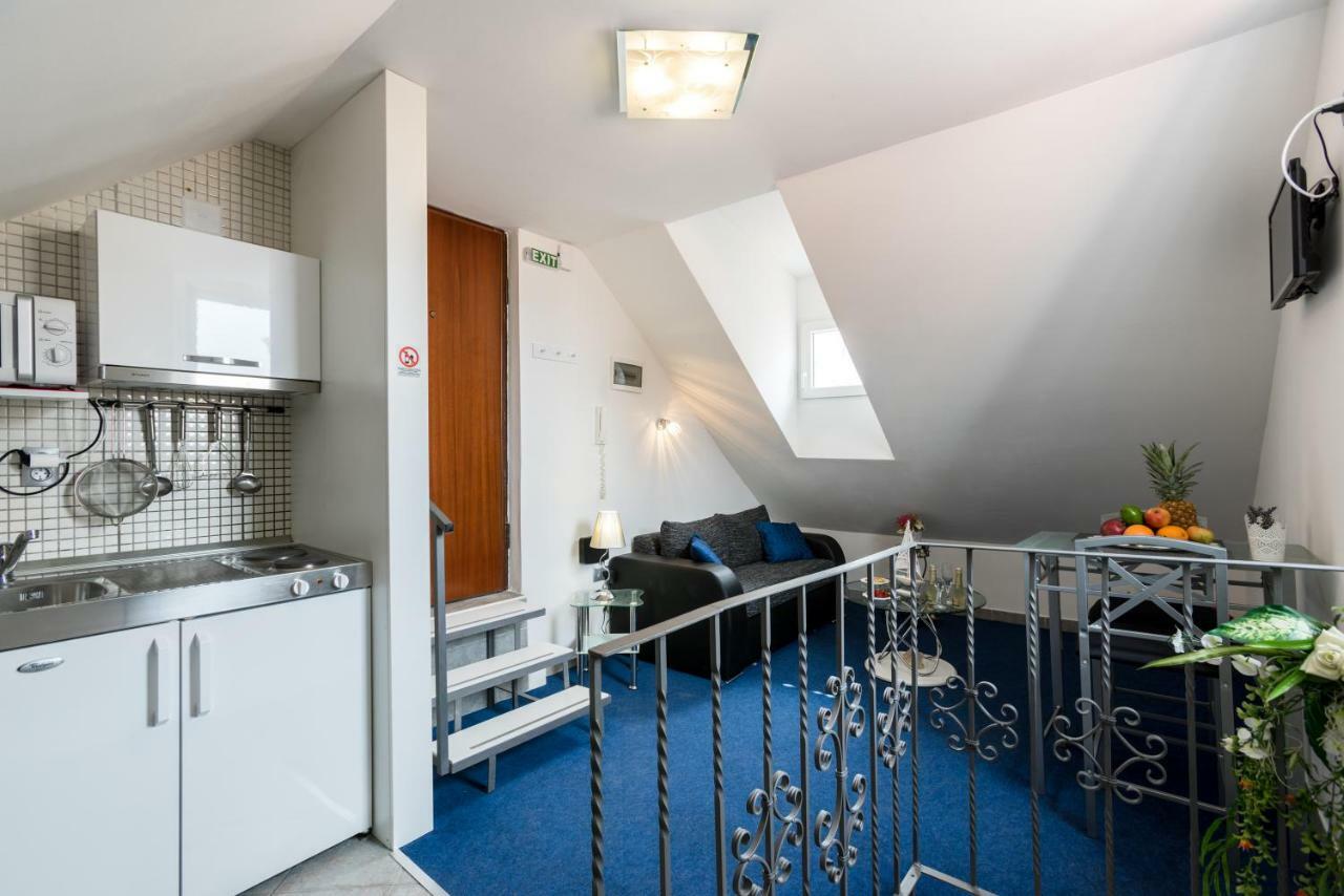 Nona Lena Studio Apartment Split Ngoại thất bức ảnh