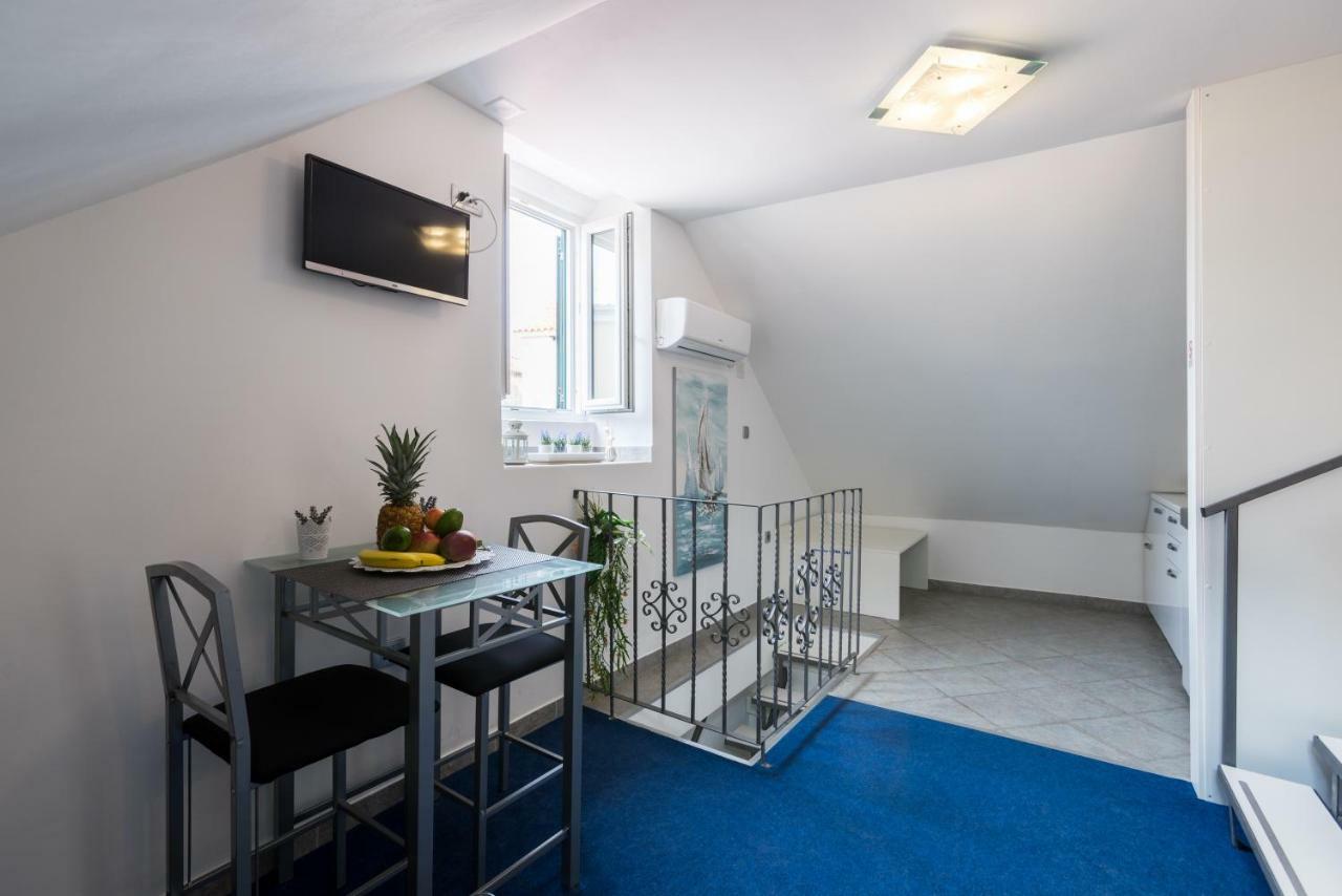 Nona Lena Studio Apartment Split Ngoại thất bức ảnh