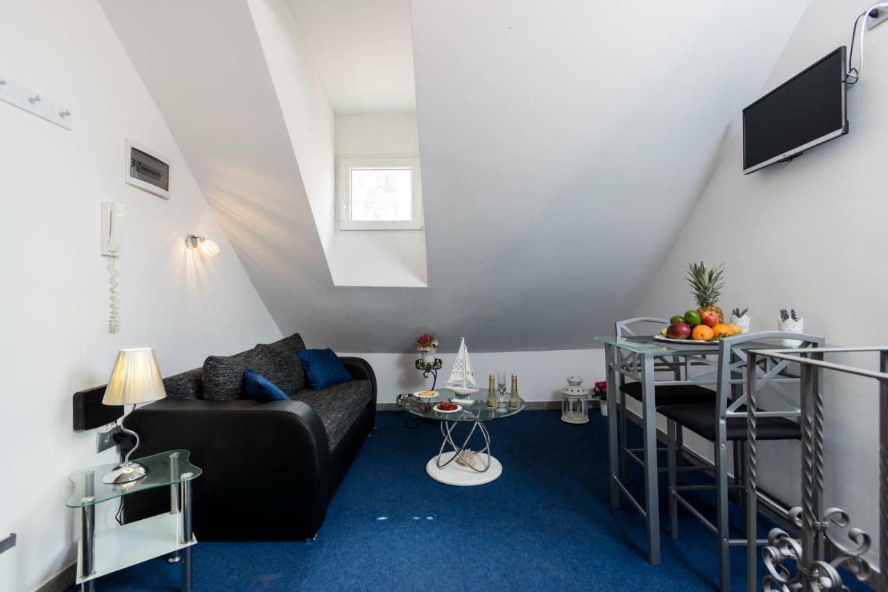 Nona Lena Studio Apartment Split Ngoại thất bức ảnh